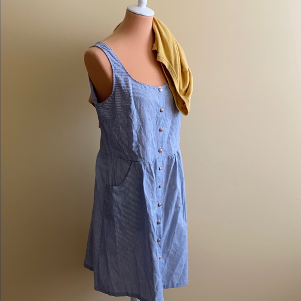 Sucrefas White and Blue Stripped Dress w/ pockets